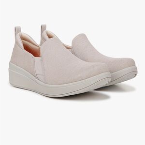 🌿Ryka 12M Low Key Slip On Sneaker